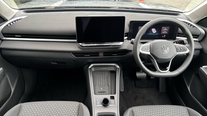 Volkswagen T-Roc 1.5 eTSI Life 5dr DSG Petrol Hatchback - Image 9